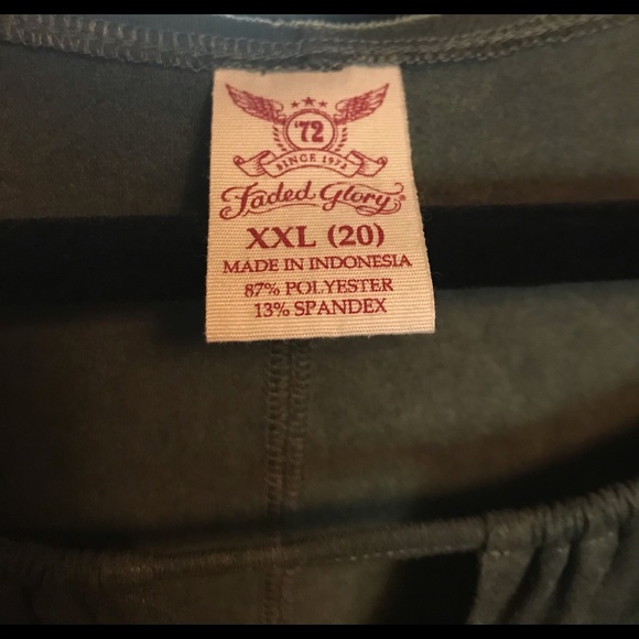 🍁 PERFECT FOR FALL 🍂 - Picture 3 of 3